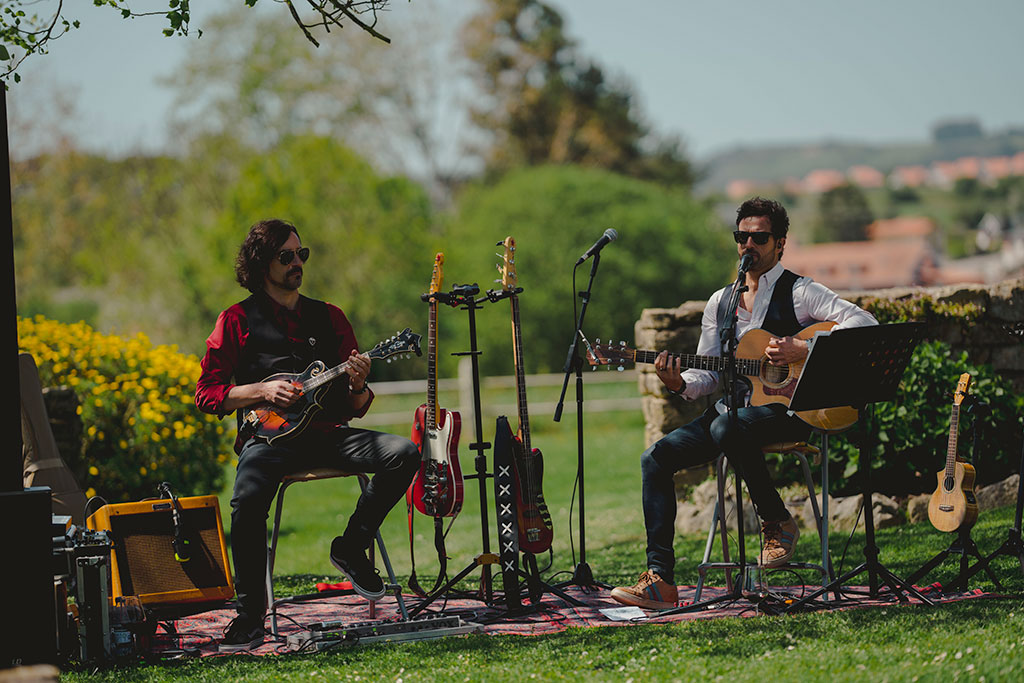 Los in covers en concierto en la boda