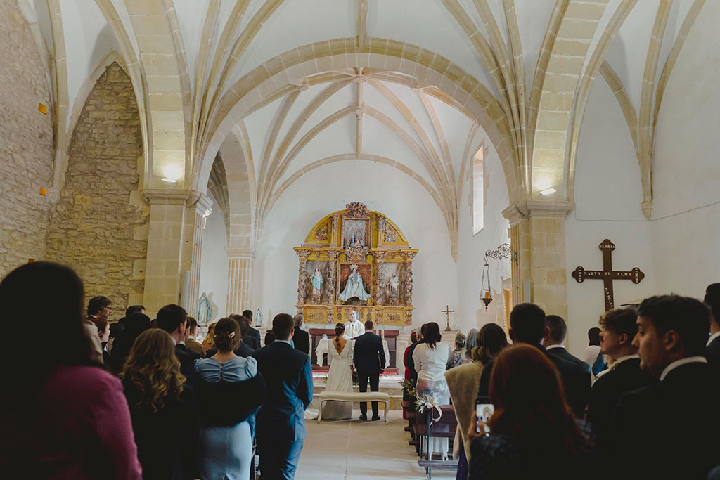 Boda en iglesia de Mijares