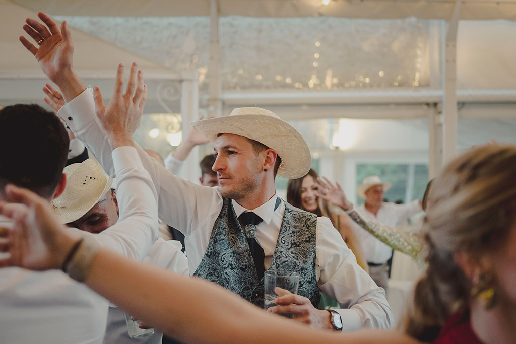 mejor fotografía de boda Santander fiesta del novio