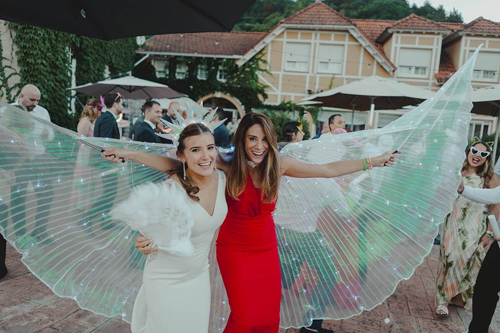 La mejor fotografía de boda en Cantabria de Marcos Greiz capa amiga