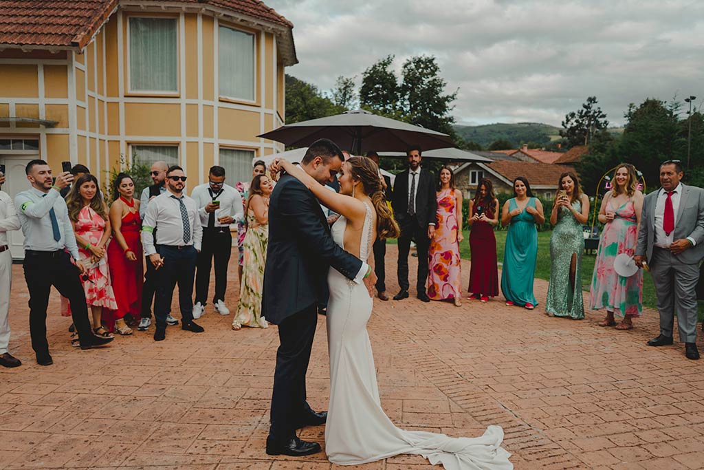 La mejor fotografía de boda en Cantabria de Marcos Greiz novios