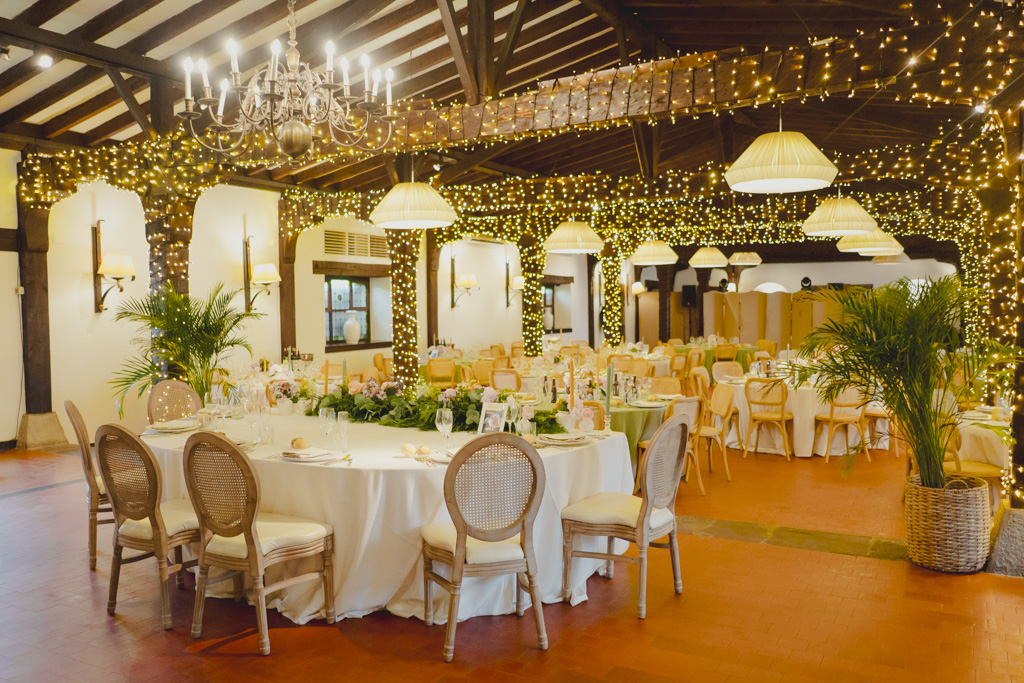 mejor fotógrafo de bodas Finca San Juan Cantabria comedores