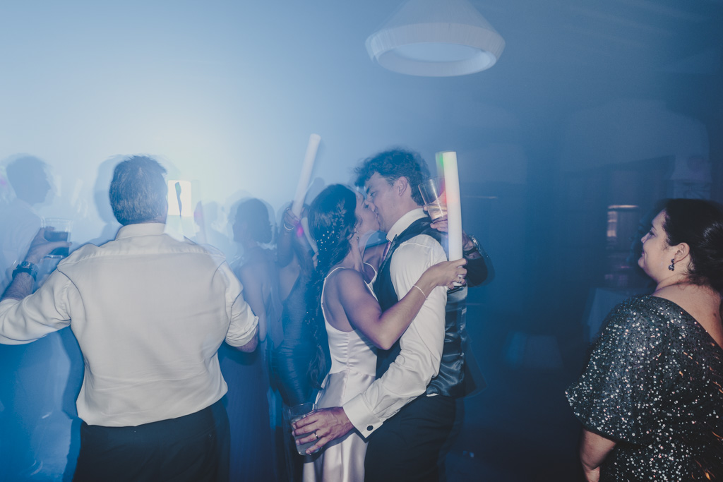 fotografía de boda emocional en Finca San Juan Cantabria Pareja