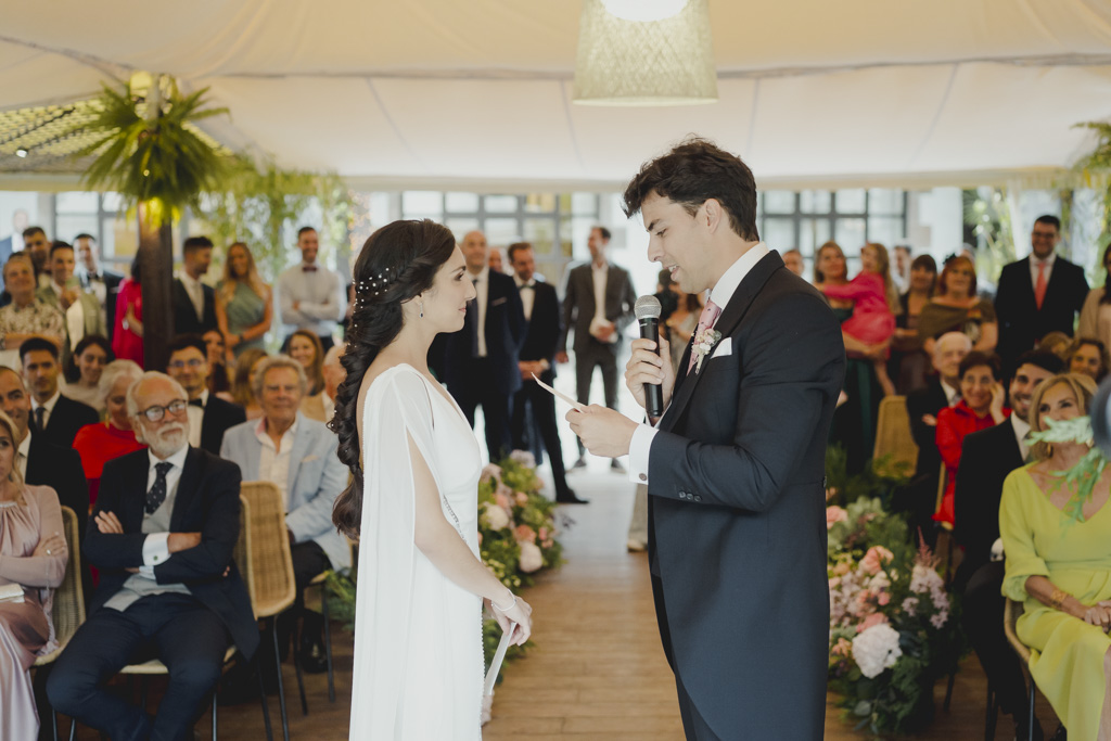 mejores fotografías de bodas emocional en Cantabria Finca San Juan votos